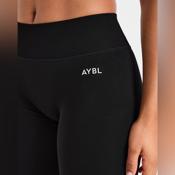 Aybl Adapt Seamless Leggings in Black Medium - Picture 2 of 10